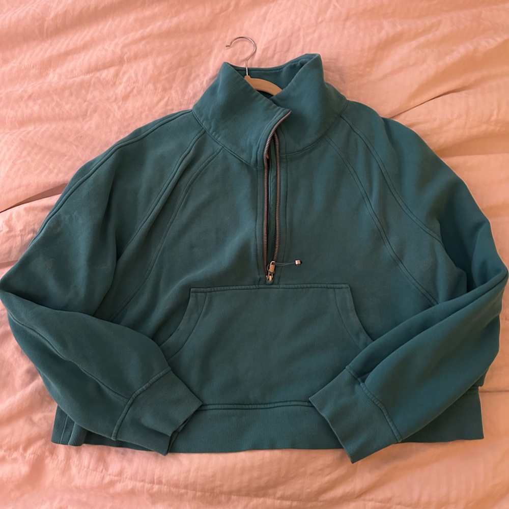 Lululemon cropped scuba used